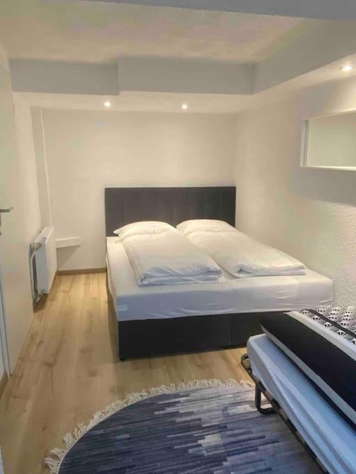 Gaestewohnung In 군즈부르크 외부 사진